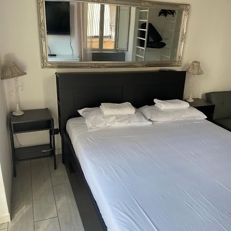 Suite &House Naples Exterior photo